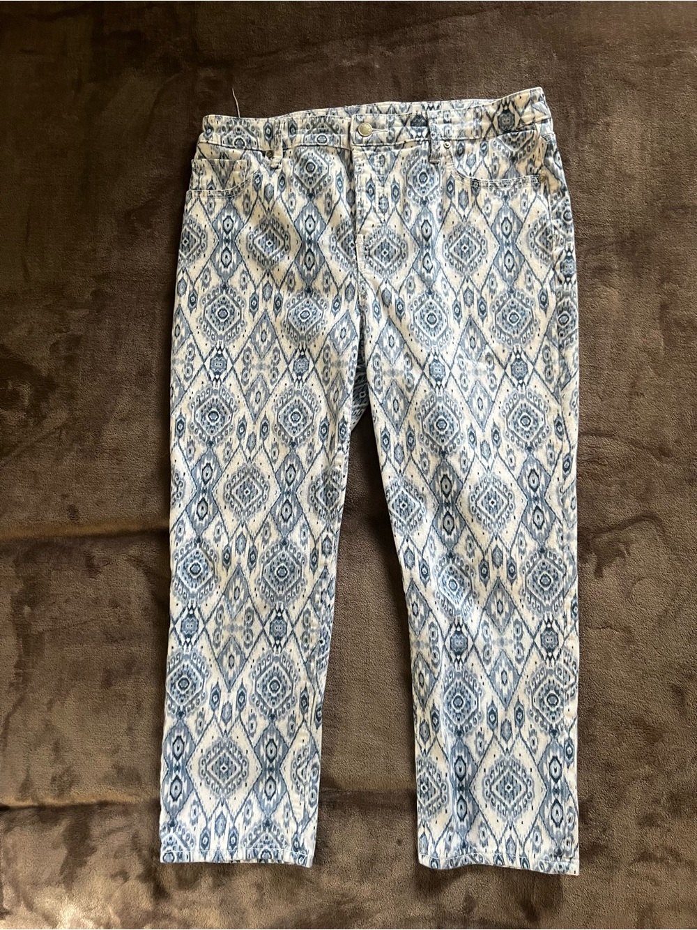 Chico’s So Slimming Girlfriend Slim Leg Crop-  Chico’s size 1.5, US size 10